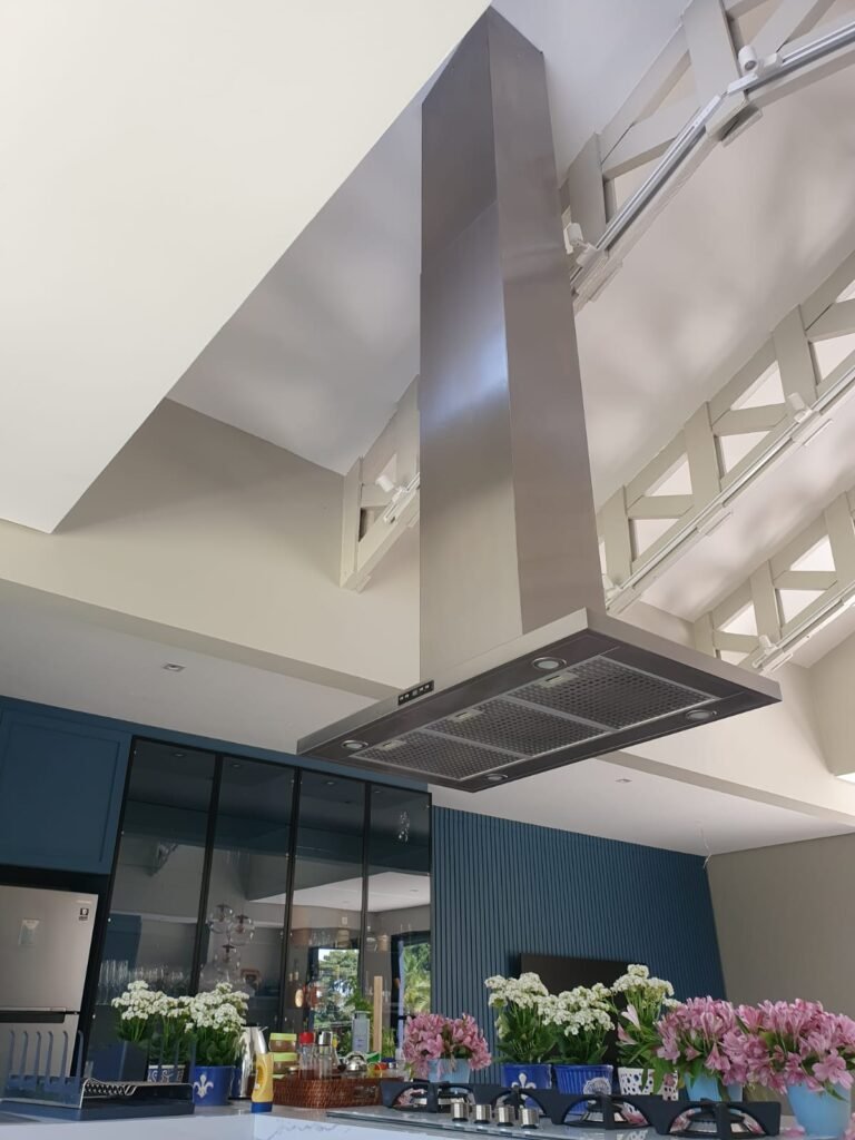 Coifa de Ilha Cozinha Inox Slim Para Pé Direito Alto